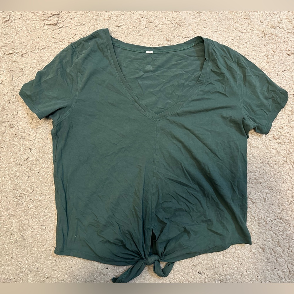 Lululemon dark green tie v neck size 4